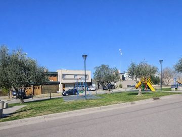 place photo 18