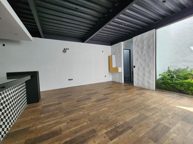 place photo 66
