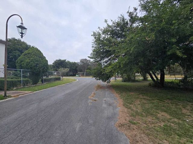 place photo 21