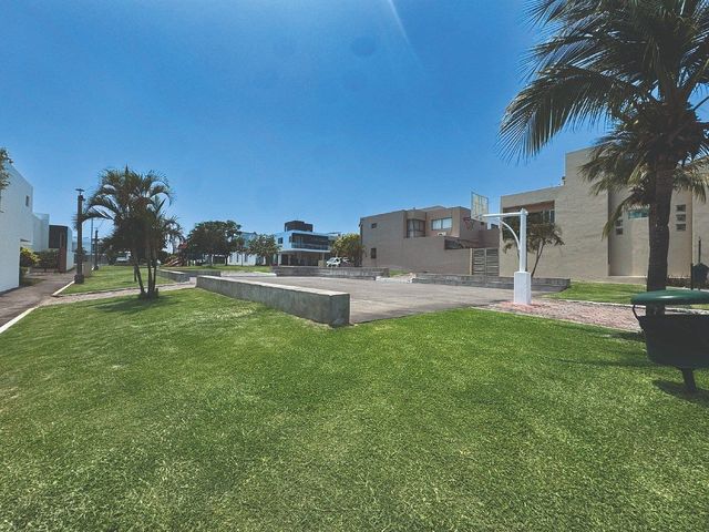 place photo 15
