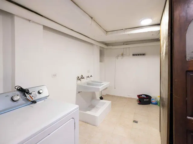 place photo 46
