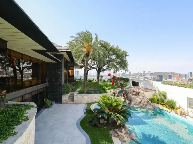 place photo 30