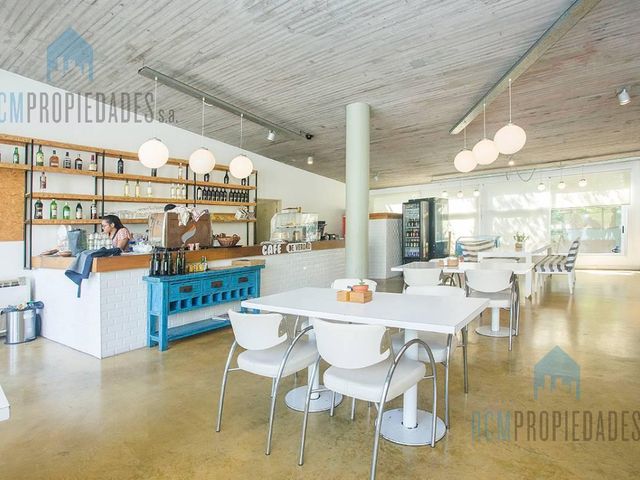 place photo 24