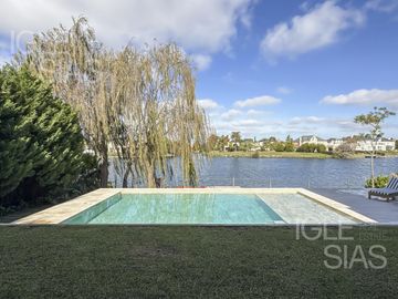 place photo 96
