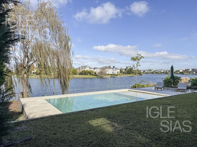 place photo 97