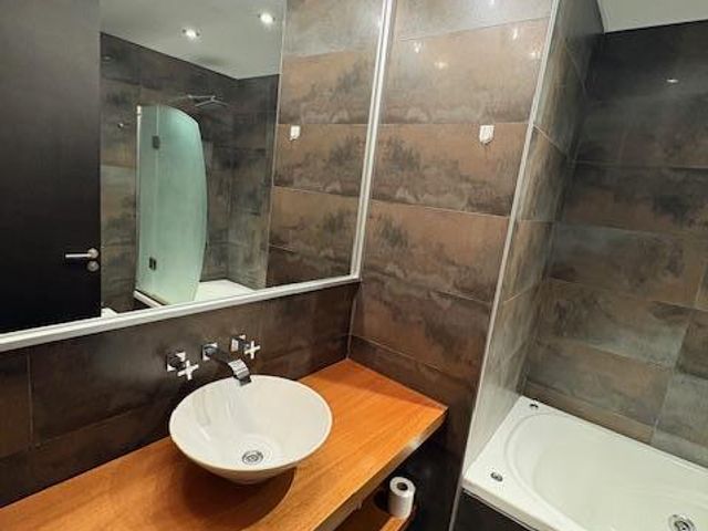 place photo 60