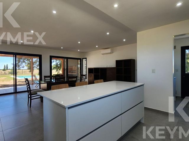 place photo 49