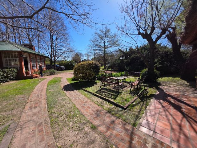 place photo 18