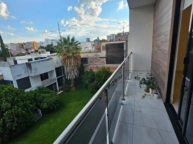 place photo 27
