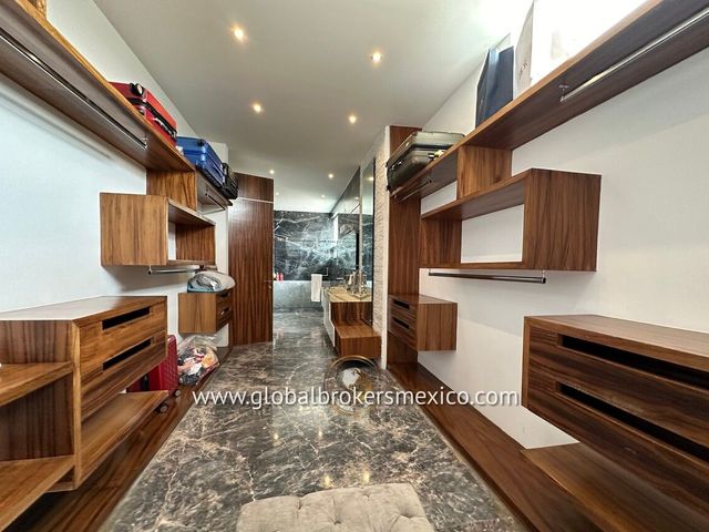 place photo 48