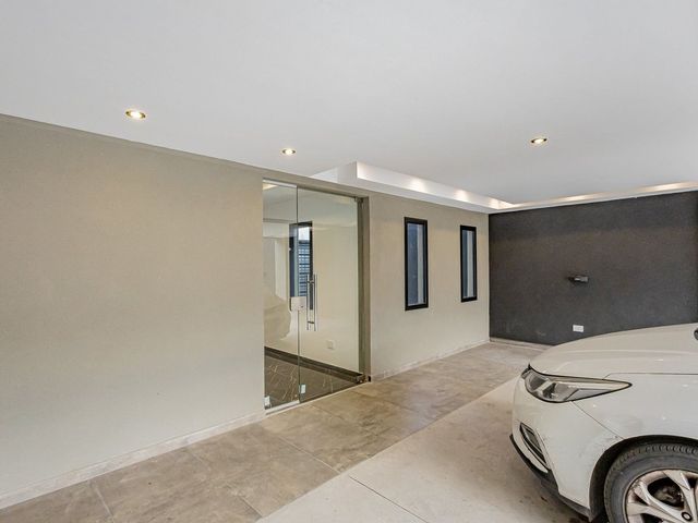 place photo 49