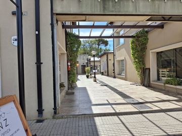 place photo 92
