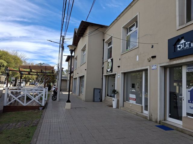 place photo 187