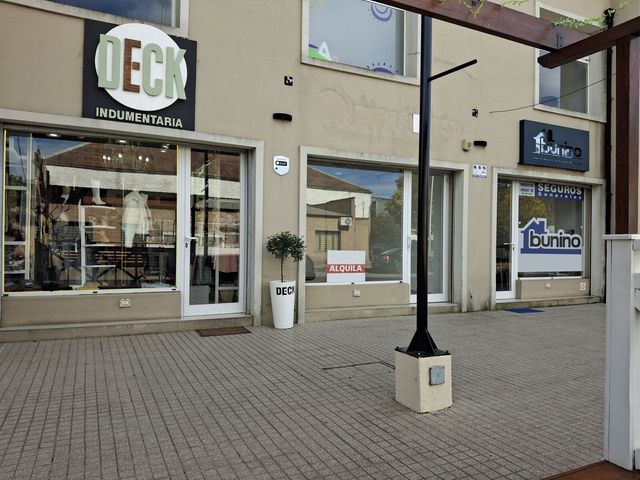place photo 196