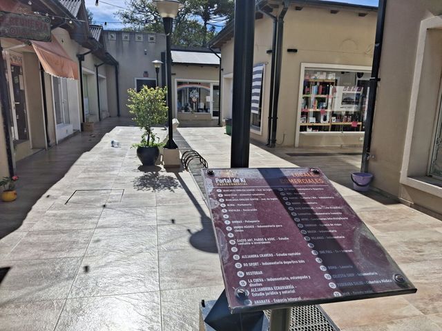 place photo 100