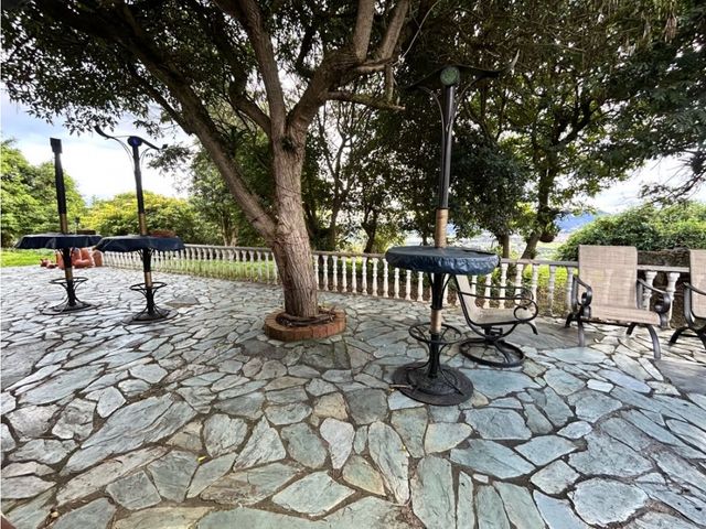 place photo 48