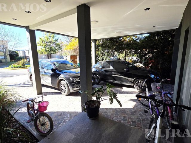 place photo 36