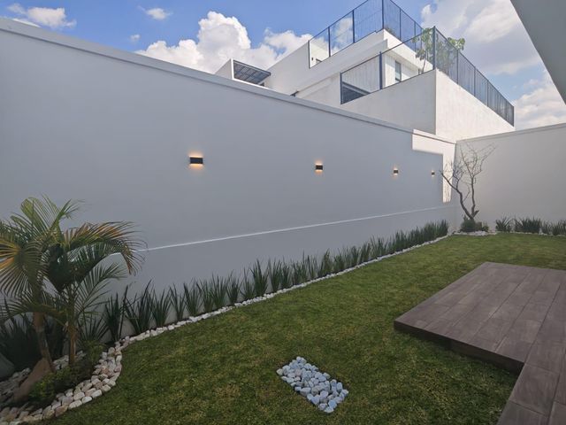 place photo 48