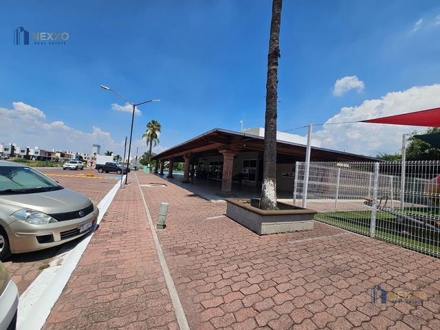 place photo 42