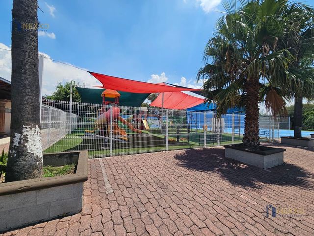 place photo 43