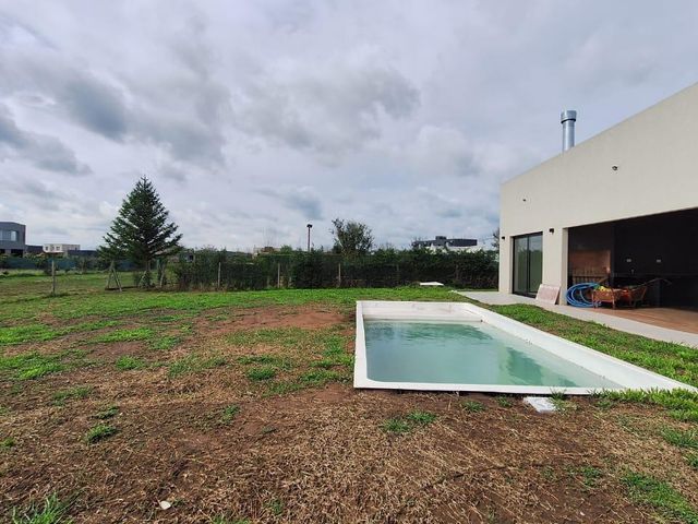 place photo 48