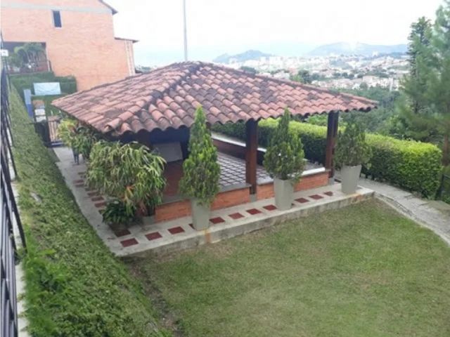 place photo 25