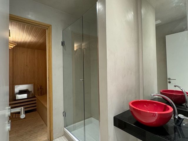 place photo 48