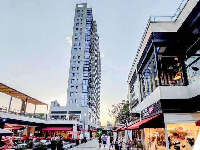 place photo 66