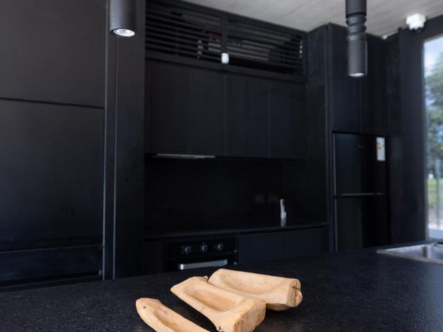 place photo 93