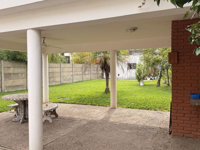 place photo 39