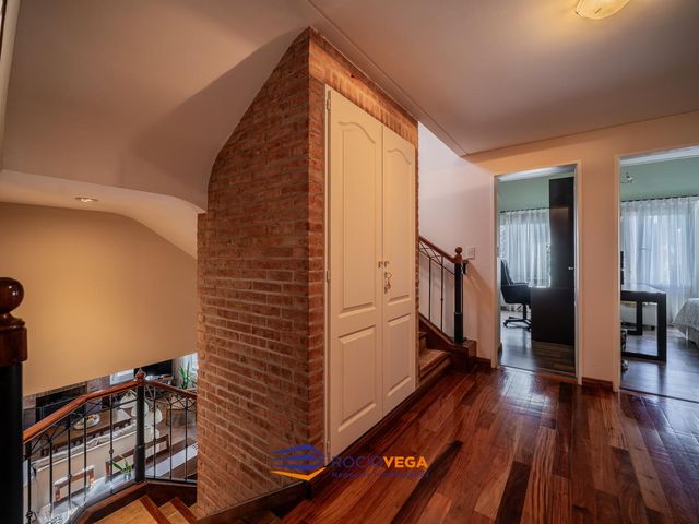 place photo 64