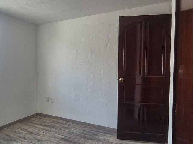 place photo 48