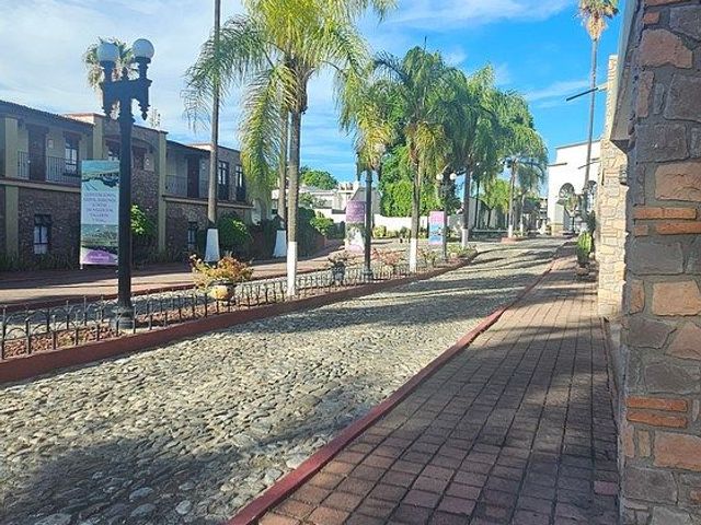 place photo 8