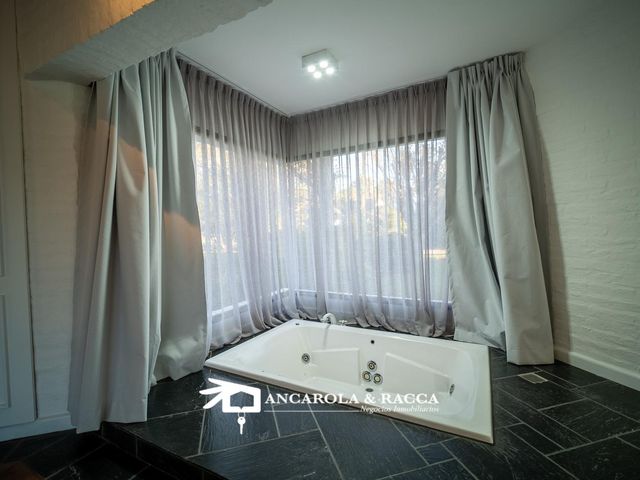 place photo 58
