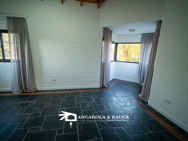 place photo 66
