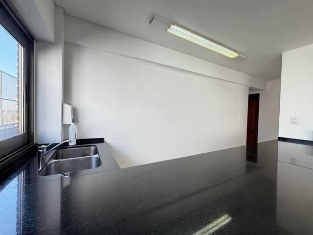 place photo 66