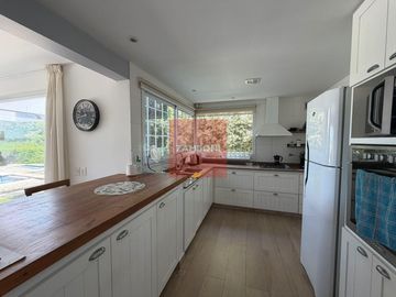 place photo 48
