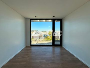 place photo 57