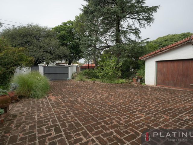 place photo 51
