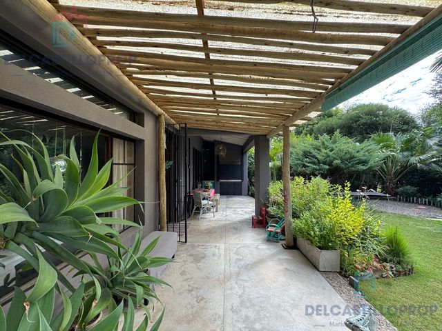 place photo 63