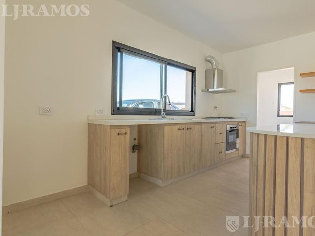 place photo 56