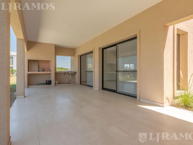 place photo 63