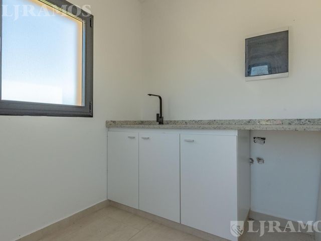 place photo 55