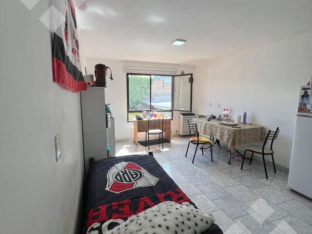 place photo 100
