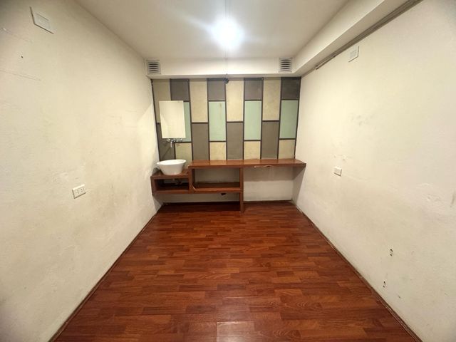 place photo 54