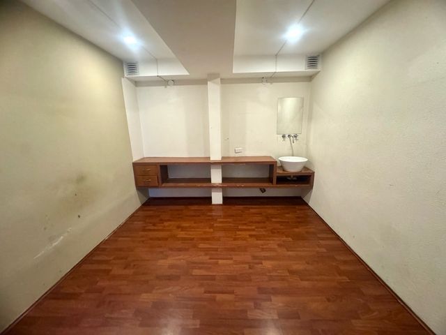 place photo 57