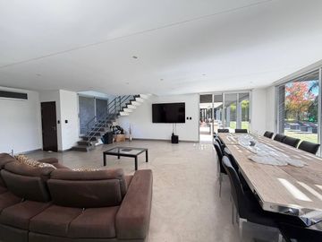 place photo 48