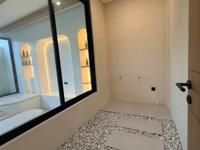 place photo 53