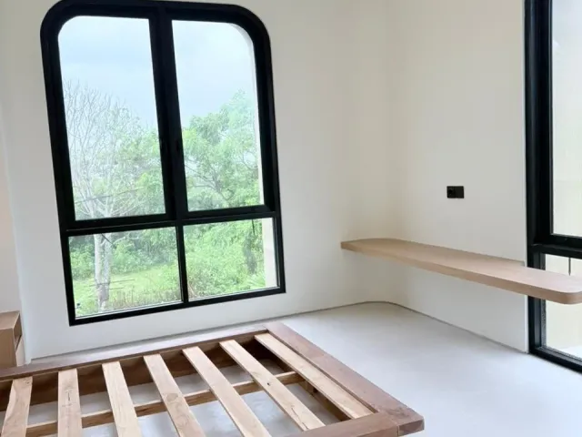 place photo 79
