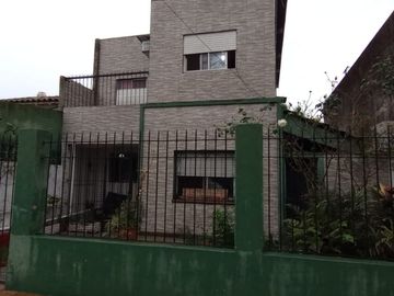 VENTA CASA LOTE PROPIO VICTORIA